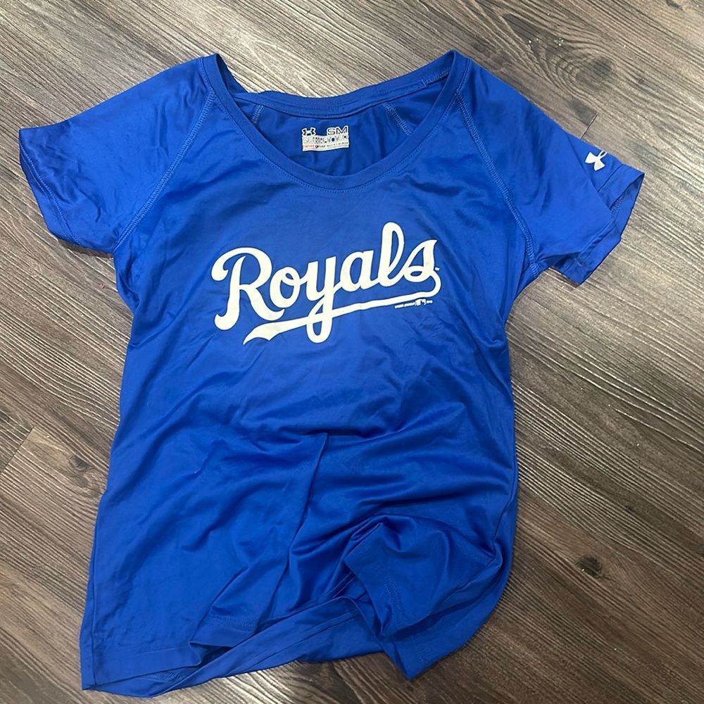 NWOT KC Royals MLB Under Armour Semi- Fitted T-Shirt Size Small